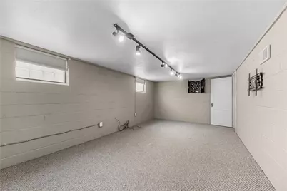 780 Scott Rd, Pittsburgh, PA 15228 - Photo 29