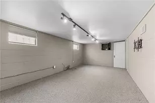 780 Scott Rd, Pittsburgh, PA 15228 - Photo 29