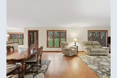1500 Fox Chase Dr, Pittsburgh, PA 15143 - Photo 11