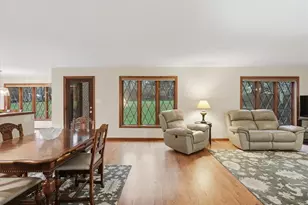 1500 Fox Chase Dr, Pittsburgh, PA 15143 - Photo 11