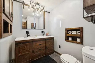 278 E Smithfield St, Mount Pleasant Township, PA 15666 - Photo 11