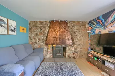 137 S Patton Drive, Moon/Crescent Twp, PA 15108 - Photo 5