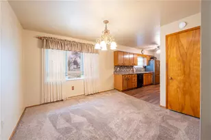 136 Joanne Dr, Latrobe, PA 15650 - Photo 7