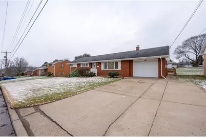 136 Joanne Dr, Latrobe, PA 15650 - Photo 3