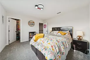 1063 Wedgewood Dr, Penn Twp, PA 15644 - Photo 21