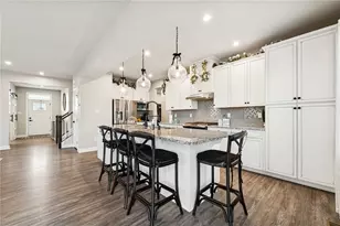 1063 Wedgewood Dr, Penn Twp, PA 15644 - Photo 11