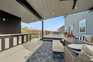 1063 Wedgewood Dr, Penn Twp, PA 15644 - Photo 37