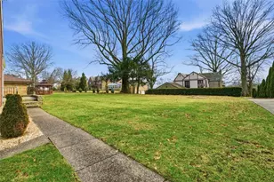 4431 E Lawnview Ave, Pittsburgh, PA 15227 - Photo 41