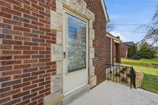 4431 E Lawnview Ave, Pittsburgh, PA 15227 - Photo 3