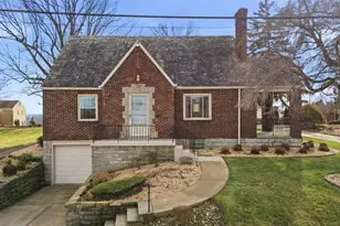 4431 E Lawnview Ave, Pittsburgh, PA 15227 - Photo 1