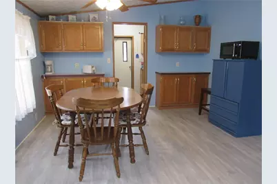 719 Joy Ln, Center Township, PA 16001 - Photo 17