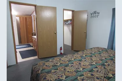 719 Joy Ln, Center Township, PA 16001 - Photo 23