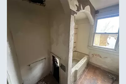 702 Whitney Ave, Pittsburgh, PA 15221 - Photo 15