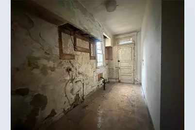 702 Whitney Ave, Pittsburgh, PA 15221 - Photo 9