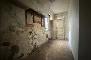 702 Whitney Ave, Pittsburgh, PA 15221 - Photo 9