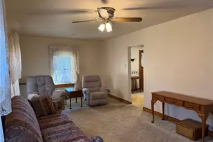 508 Tamplin St, Sharon, PA 16146 - Photo 9