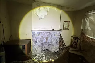 1055 Blackadore St, Homewood Brushton, PA 15221 - Photo 3