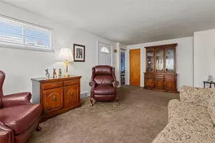 133 Eileen, Pittsburgh, PA 15227 - Photo 3