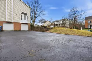 402 Lundy Ct, Cranberry Township, PA 16066 - Photo 45