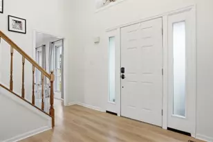 402 Lundy Ct, Cranberry Township, PA 16066 - Photo 5