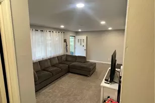 737 Garlow Blvd, Pittsburgh, PA 15239 - Photo 13