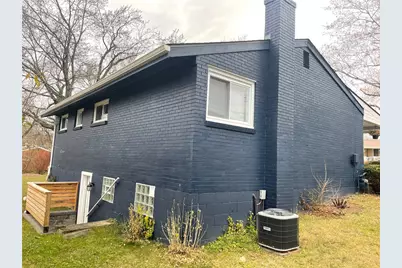 737 Garlow Blvd, Pittsburgh, PA 15239 - Photo 7