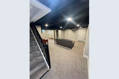 737 Garlow Blvd, Pittsburgh, PA 15239 - Photo 15