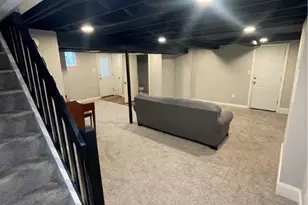 737 Garlow Blvd, Pittsburgh, PA 15239 - Photo 15