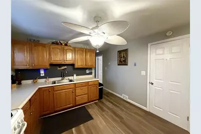 308 Elfort Drive, Pittsburgh, PA 15235 - Photo 11