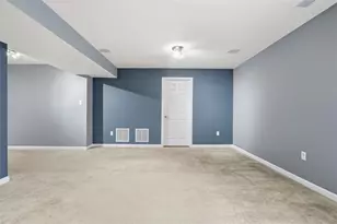 613 Glengarry Ct, Pittsburgh, PA 15239 - Photo 37