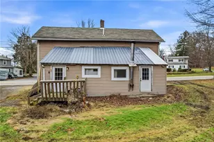 995 Mercer Ave, Hermitage, PA 16148 - Photo 3