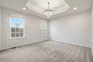 1204 Pointe View Dr, Adams Township, PA 16046 - Photo 21