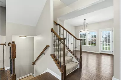 1204 Pointe View Dr, Adams Township, PA 16046 - Photo 7