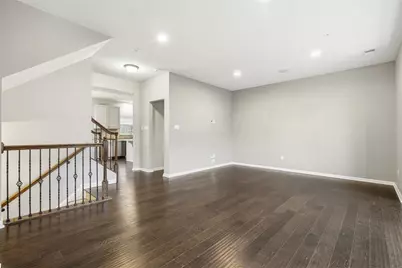 1204 Pointe View Dr, Adams Township, PA 16046 - Photo 3