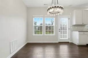 1204 Pointe View Dr, Adams Township, PA 16046 - Photo 9