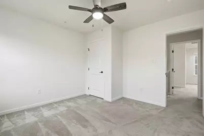 1204 Pointe View Dr, Adams Township, PA 16046 - Photo 27