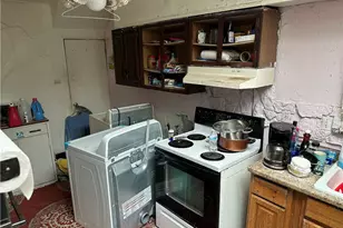 866 Florence St, Luzerne Township, PA 15450 - Photo 5