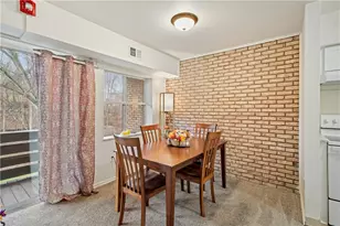 5081 Sanlin Dr, Moon/Crescent Twp, PA 15108 - Photo 7