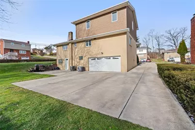 990 Holly Lynne Drive, South Park, PA 15236 - Photo 27