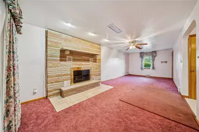 361 Maple Rd, Pittsburgh, PA 15239 - Photo 13