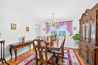 8576 W Barkhurst Dr, Pittsburgh, PA 15237 - Photo 13