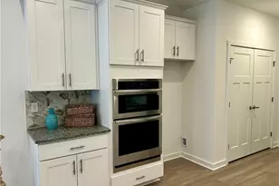 1002 Whistler Wy, Adams Township, PA 16046 - Photo 7