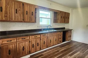 365 Chestnut, Hyde Park, PA 15641 - Photo 5