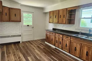 365 Chestnut, Hyde Park, PA 15641 - Photo 7