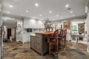 1909 Highgate Rd, Pittsburgh, PA 15241 - Photo 9