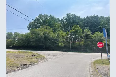 800 E Hill Dr., New Kensington, PA 15068 - Photo 9