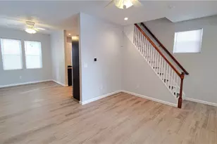 810 Pointview Rd, Pittsburgh, PA 15227 - Photo 5