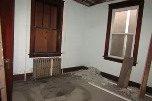 1111 Maple Ave, Turtle Creek, PA 15145 - Photo 9