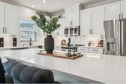 2002 Spinosa Lane, Penn Twp, PA 15644 - Photo 9