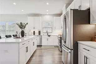 2002 Spinosa Ln, Penn Twp, PA 15644 - Photo 5